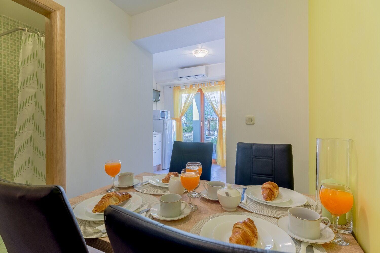 Apartments Bosko Nin Exterior photo